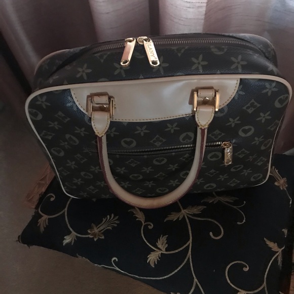 Hand bag - Picture 3 of 5